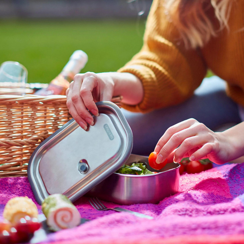 Δοχείο φαγητού Black+Blum BAM-SS-L005, 1 λίτρο, Ορθογώνιο, Κατάλληλο για φούρνο, Χωρίς BPA, Ανοξείδωτο ατσάλι, Μπλε