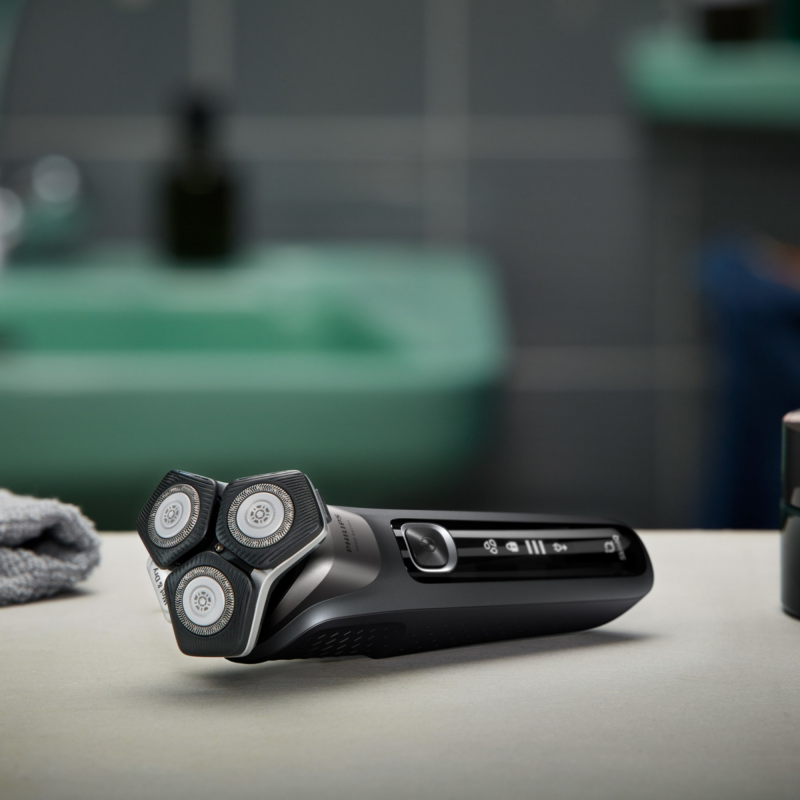 Ηλεκτρική ξυριστική μηχανή Philips Shaver Series 5000 S5887/10, 9 W, 60 λεπτά, Χρήση σε στεγνό ή βρεγμένο δέρμα, Ενσωματωμένο τρίμερ, SkinIQ, PowerAdapt, Κεφαλές 360°, Αυτοακονιζόμενες λεπίδες, Γκρι ανθρακί