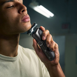 Ηλεκτρική ξυριστική μηχανή Philips Shaver Series 5000 S5887/10, 9 W, 60 λεπτά, Χρήση σε στεγνό ή βρεγμένο δέρμα, Ενσωματωμένο τρίμερ, SkinIQ, PowerAdapt, Κεφαλές 360°, Αυτοακονιζόμενες λεπίδες, Γκρι ανθρακί