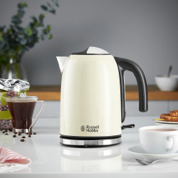 Ηλεκτρικός βραστήρας Russell Hobbs Colours Plus Classic Cream 20415‑70, 2400 W, 1,7 λίτρα, Γρήγορο βράσιμο, Κρυφή αντίσταση, Βάση 360°, Ένδειξη, Κρεμ
