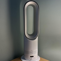 Συσκευή θέρμανσης και ψύξης 2 σε 1 Dyson AM15 Hot+Cool 586340-01, 35 τ.μ., 10 ταχύτητες, ταλάντωση 70°, οθόνη LCD, προστασία από ανατροπή, Air Multiplier™, λευκό/ασημί