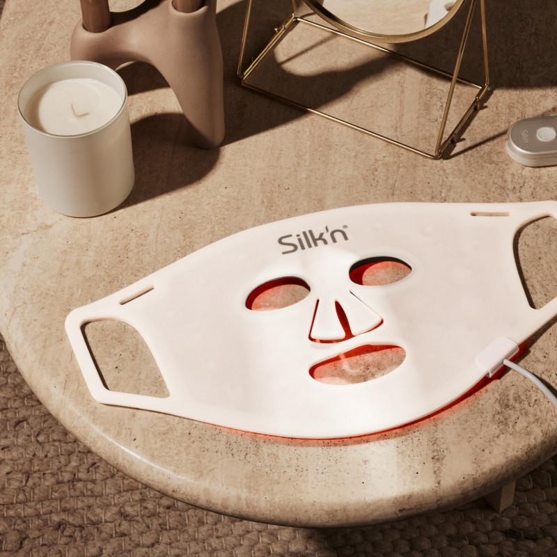 Φωτοθεραπευτική μάσκα προσώπου Silk'n LED Face Mask 100 FLM100PE1001, Αυτονομία 130 λεπτών, 4 λειτουργίες, Συνεδρία 10 λεπτών, Ευέλικτος σχεδιασμός, Λευκό