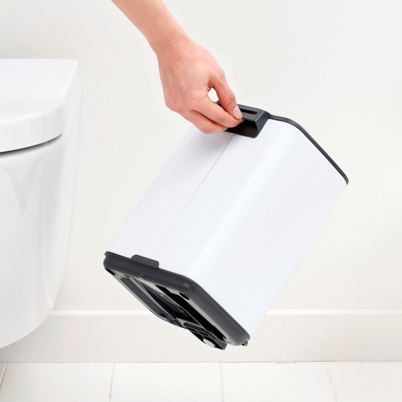 Κάδος απορριμμάτων Brabantia Bo Pedal 1010117, 4 λίτρα, Απαλό κλείσιμο, Αντιολισθητική βάση, Λευκό