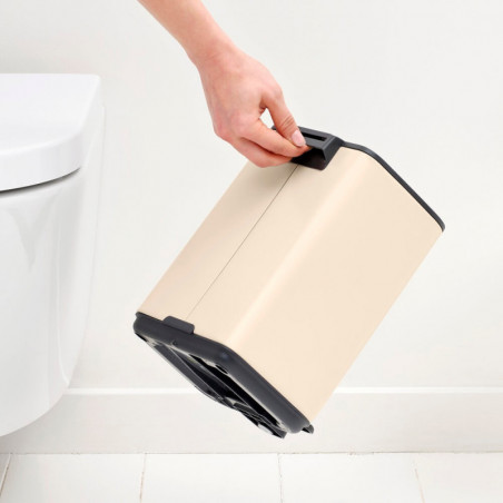 Κάδος απορριμμάτων Brabantia Bo Pedal 1010122, 4 λίτρα, Απαλό κλείσιμο, Αντιολισθητική βάση, Μπεζ