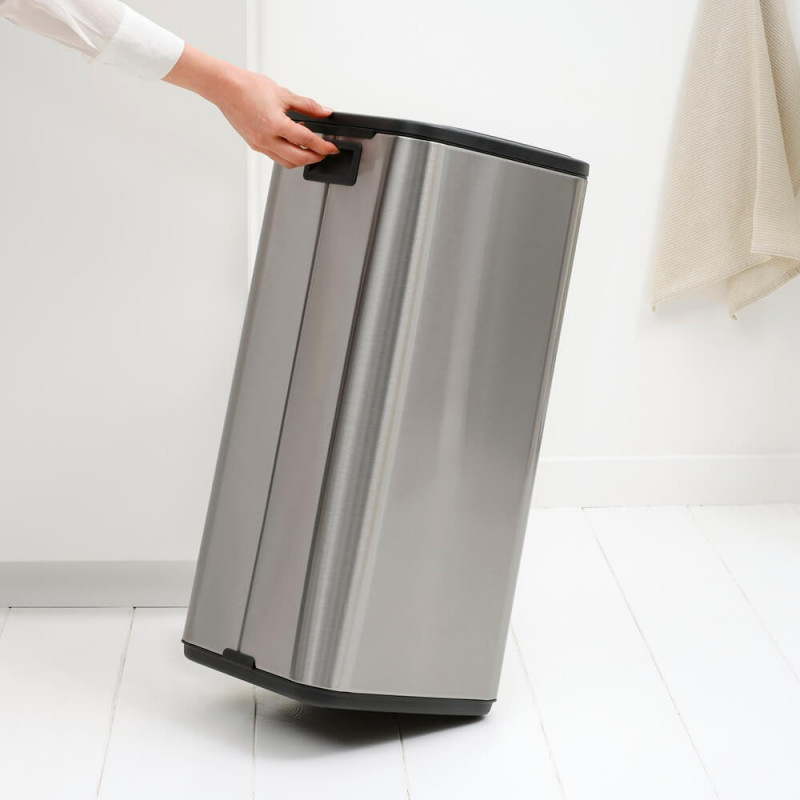 Κάδος απορριμμάτων Brabantia Bo Touch 1010145, 30 λίτρα, Ομαλό και αθόρυβο άνοιγμα, Μεγάλο άνοιγμα, Ανθεκτικό στα δακτυλικά αποτυπώματα, Ανοξείδωτο/Ματ
