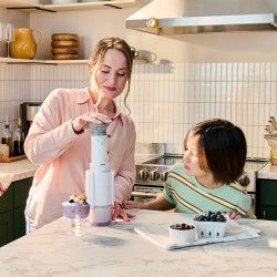 Μηχανή παγωτού Cuisinart Freeze Wand ICEFD10E, 250 W, 240 ml, 5 προγράμματα, χωρίς BPA, αθόρυβη λειτουργία, λευκό