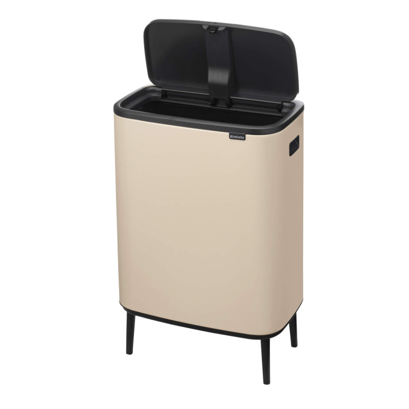 Κάδος απορριμμάτων Brabantia Bo Touch Hi 1010457, 60 λίτρα, Πλευρικές λαβές μεταφοράς, Ρυθμιζόμενα πόδια, Μπεζ