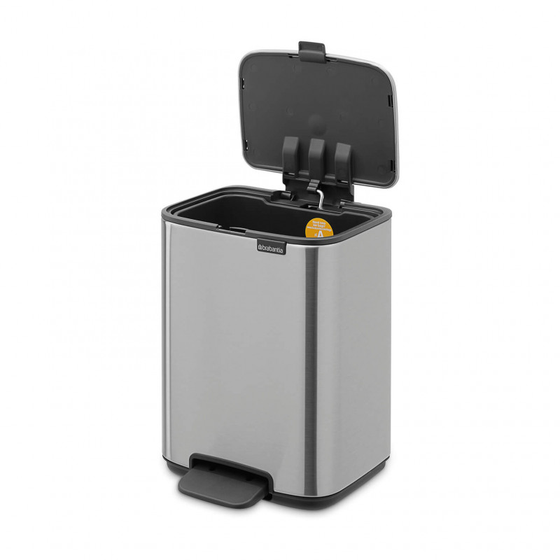 Κάδος απορριμμάτων Brabantia Bo Pedal 1010141, 4 λίτρα, Απαλό κλείσιμο, Αντιολισθητική βάση, Ανθεκτικό στα δακτυλικά αποτυπώματα, Ανοξείδωτο/Ματ