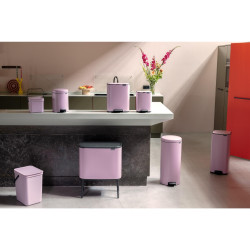 Κάδος απορριμμάτων Brabantia Bo Pedal 1010444, 4 λίτρα, Απαλό κλείσιμο, Αντιολισθητική βάση, Ροζ