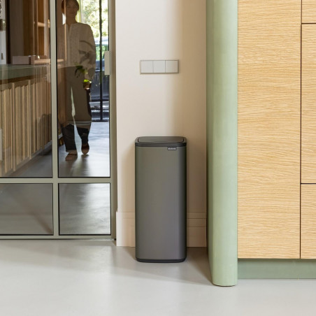 Κάδος απορριμμάτων Brabantia Bo Touch 1010130, 30 λίτρα, Ομαλό και αθόρυβο άνοιγμα, Μεγάλο άνοιγμα, Γκρι
