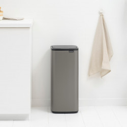 Κάδος απορριμμάτων Brabantia Bo Touch 1010130, 30 λίτρα, Ομαλό και αθόρυβο άνοιγμα, Μεγάλο άνοιγμα, Γκρι