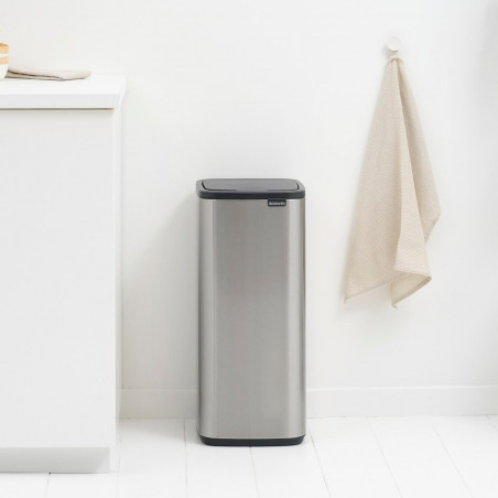 Κάδος απορριμμάτων Brabantia Bo Touch 1010145, 30 λίτρα, Ομαλό και αθόρυβο άνοιγμα, Μεγάλο άνοιγμα, Ανθεκτικό στα δακτυλικά αποτυπώματα, Ανοξείδωτο/Ματ