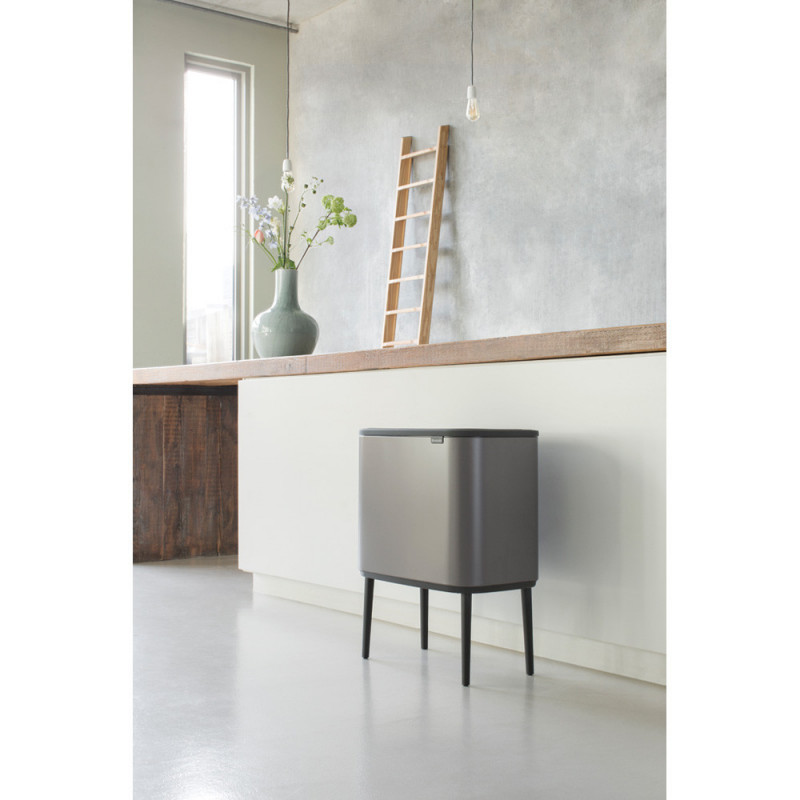 Κάδος απορριμμάτων Brabantia Bo Touch 651105, 36 λίτρα, Ομαλό και αθόρυβο άνοιγμα, Μεγάλο άνοιγμα, Γκρι