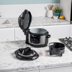 Πολυμάγειρας υπό πίεση Ninja Foodi OP350FR, 1400 W, 6 λίτρα, 9 προγράμματα, 40-200 °C, TenderCrisp®, κεραμική επίστρωση, διατήρηση θερμοκρασίας, ολόκληρο κοτόπουλο, μαύρο/ανοξείδωτο