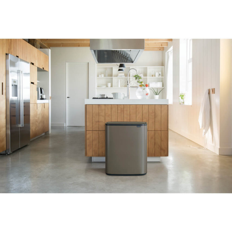 Κάδος απορριμμάτων Brabantia Bo Touch 1001271, 2x30 λίτρα, Ομαλό και αθόρυβο άνοιγμα, Μεγάλο άνοιγμα, Σκούρο γκρι