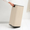 Κάδος απορριμμάτων Brabantia Bo Pedal 1010124, 30 λίτρα, Απαλό κλείσιμο, Αντιολισθητική βάση, Μπεζ