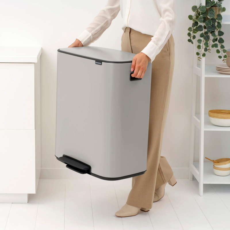 Κάδος απορριμμάτων Brabantia Bo Pedal 1010450, 2x30 λ, Ομαλό κλείσιμο, Αντιολισθητική βάση, Ανοιχτό γκρι