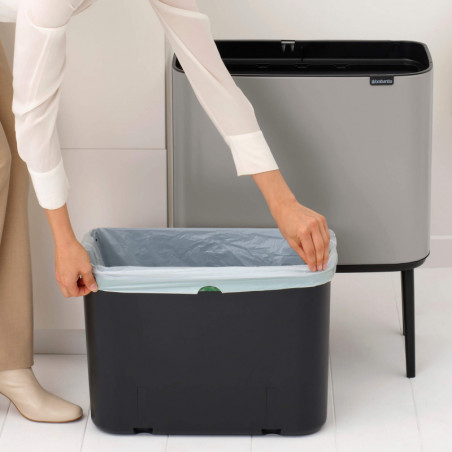 Κάδος απορριμμάτων Brabantia Bo Touch 1010451, 36 λίτρα, Ομαλό και αθόρυβο άνοιγμα, Μεγάλο άνοιγμα, Ανοιχτό γκρι