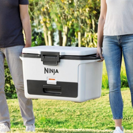 Ψυκτική θήκη Ninja FrostVault FB151EUWH, 47 λίτρα, Παθητική ψύξη, χωρητικότητα 80 κουτιών, Διατηρεί τον πάγο έως και 6 ημέρες, Ξηρό διαμέρισμα, Λευκό