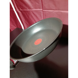 Μεταχειρισμένο: Τηγάνι Tefal G2550572, 26 εκ., Thermo-Spot, Αντικολλητική επίστρωση τιτανίου X6, Για επαγωγικές εστίες, Μαύρο
