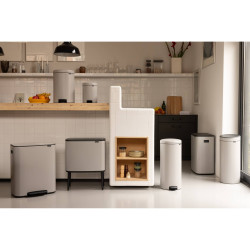 Κάδος απορριμμάτων με πεντάλ Brabantia NewIcon 1010434, 5 λ, Απαλό κλείσιμο, Αντιολισθητική βάση, Ανοιχτό γκρι