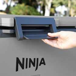 Ψυκτική θήκη Ninja FrostVault FB151EUGY, 47 λίτρα, Παθητική ψύξη, χωρητικότητα 80 κουτιών, Διατηρεί τον πάγο έως και 6 ημέρες, Ξηρό διαμέρισμα, Γκρι