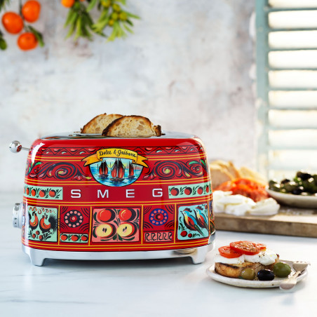 Τοστιέρα SMEG Dolce & Gabbana Sicily is my Love! TSF01DGEU, 950 W, 2 φέτες, 6 επίπεδα, Δοχείο για ψίχουλα, Ενσωματωμένο καλώδιο, Ανοξείδωτο ατσάλι, Πολύχρωμη