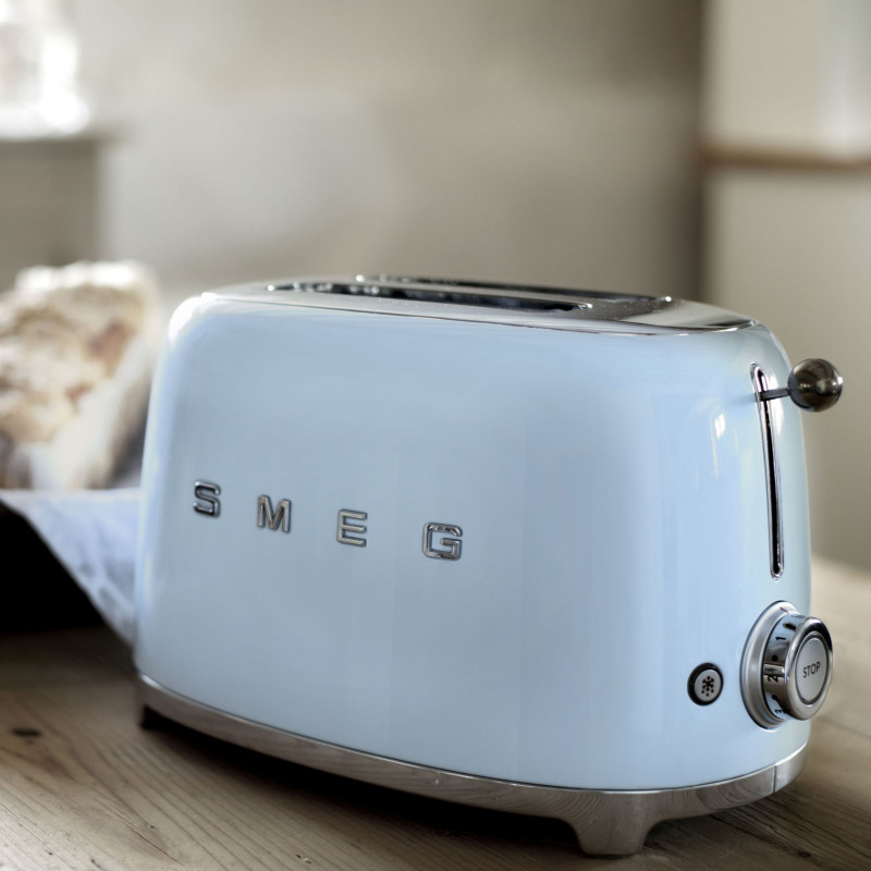 Τοστιέρα SMEG 50's Style TSF01PBEU, 950 W, 2 φέτες, 6 επίπεδα, Δίσκος για ψίχουλα, Ενσωματωμένο καλώδιο, Ανοξείδωτο ατσάλι, Μπλε