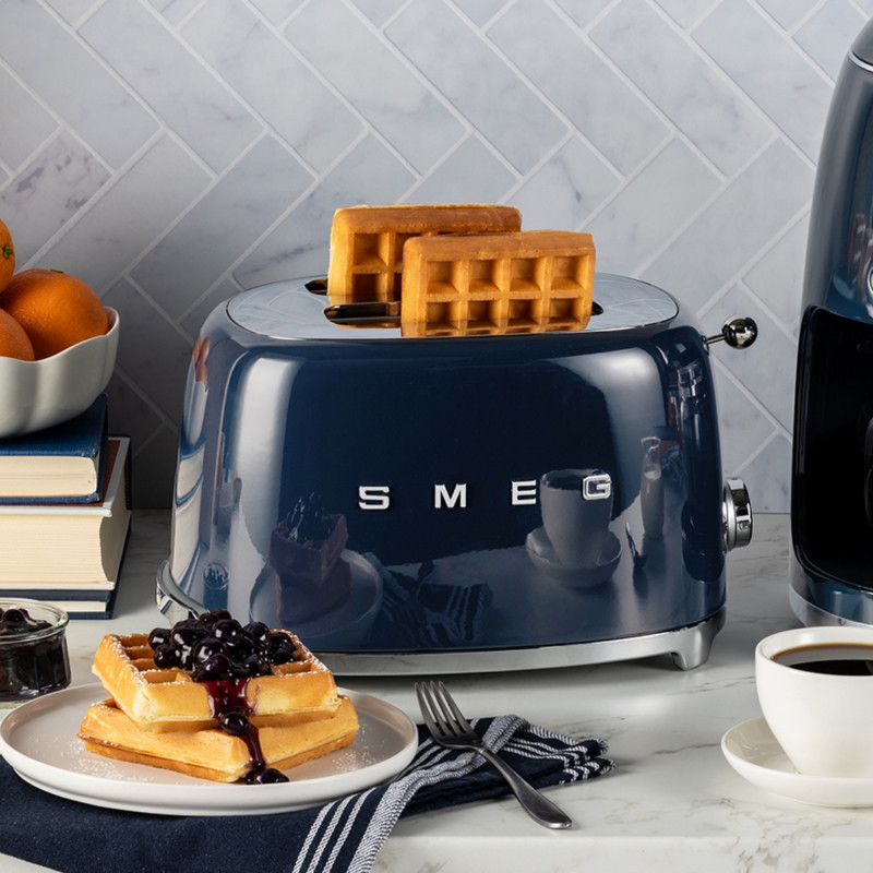 Τοστιέρα SMEG 50's Style TSF01NBEU, 950 W, 2 φέτες, 6 επίπεδα, Δίσκος για ψίχουλα, Ενσωματωμένο καλώδιο, Ανοξείδωτο ατσάλι, Σκούρο μπλε