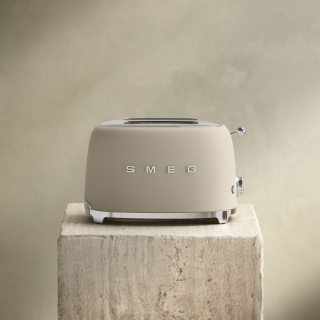 Τοστιέρα SMEG 50's Style TSF01MLMEU, 950 W, 2 φέτες, 6 επίπεδα, Δίσκος για ψίχουλα, Ενσωματωμένο καλώδιο, Ανοξείδωτο ατσάλι, Μπεζ