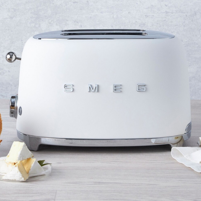 Τοστιέρα SMEG 50's Style TSF01WHMEU, 950 W, 2 φέτες, 6 επίπεδα, Δοχείο για ψίχουλα, Ενσωματωμένο καλώδιο, Ανοξείδωτο ατσάλι, Λευκό ματ