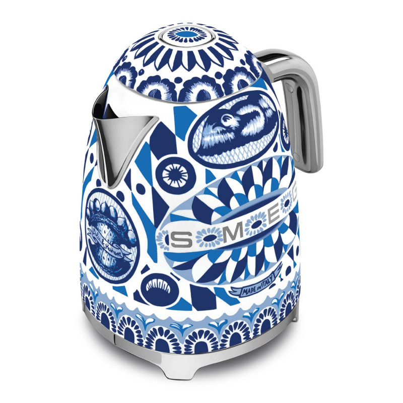 Ηλεκτρική κανάτα SMEG Dolce & Gabbana KLF03DGBEU, 2400 W, 1,7 λ, βάση 360°, γυαλιστερό φινίρισμα, μεσογειακό μπλε