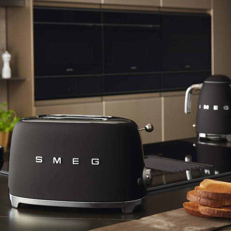 Τοστιέρα SMEG 50's Style TSF01BLMEU, 950 W, 2 φέτες, 6 επίπεδα, Δίσκος για ψίχουλα, Ενσωματωμένο καλώδιο, Ανοξείδωτο ατσάλι, Μαύρο ματ