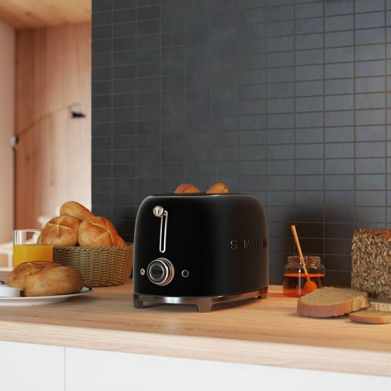 Τοστιέρα SMEG 50's Style TSF01BLMEU, 950 W, 2 φέτες, 6 επίπεδα, Δίσκος για ψίχουλα, Ενσωματωμένο καλώδιο, Ανοξείδωτο ατσάλι, Μαύρο ματ