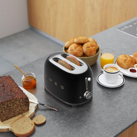 Τοστιέρα SMEG 50's Style TSF01BLMEU, 950 W, 2 φέτες, 6 επίπεδα, Δίσκος για ψίχουλα, Ενσωματωμένο καλώδιο, Ανοξείδωτο ατσάλι, Μαύρο ματ