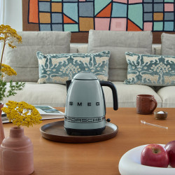 Ηλεκτρική κανάτα SMEG KLF03PSGEU, 2400 W, 1,7 λίτρα, βάση 360°, γυαλιστερό φινίρισμα, πράσινο
