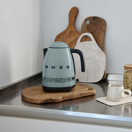 Ηλεκτρική κανάτα SMEG KLF03PSGEU, 2400 W, 1,7 λίτρα, βάση 360°, γυαλιστερό φινίρισμα, πράσινο