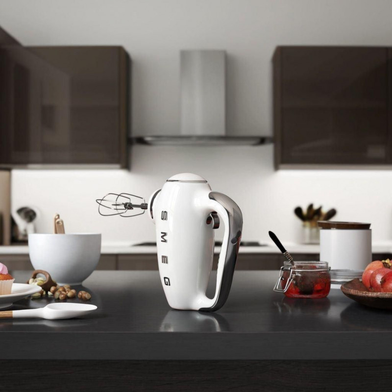 Χειροκίνητο μίξερ SMEG 50's Style HMF01WHEU, 250 W, 9 ταχύτητες, λειτουργία Turbo, κρυφή οθόνη LED, χρονοδιακόπτης, εξαρτήματα, λευκό