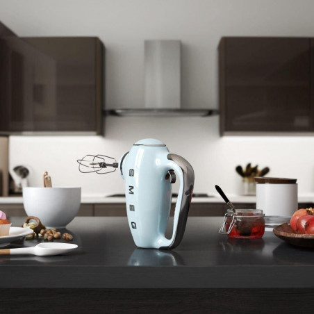 Χειροκίνητο μίξερ SMEG 50's Style HMF01PBEU, 250 W, 9 ταχύτητες, λειτουργία Turbo, κρυφή οθόνη LED, χρονοδιακόπτης, εξαρτήματα, μπλε