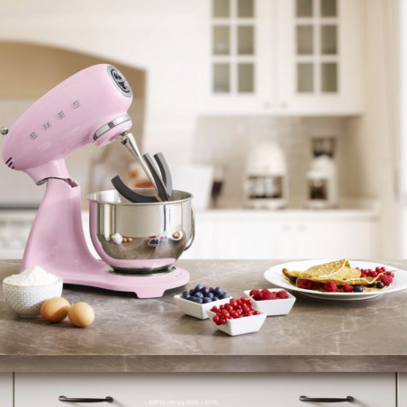 Μίξερ SMEG SMF03PKEU, 800 W, 4,8 λίτρα, 10 ταχύτητες, Λειτουργία ομαλής εκκίνησης, Αντιολισθητικά πόδια, Ροζ