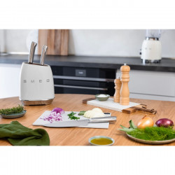 Σετ μαχαιριών με βάση SMEG KBSF02WH, 7 τεμάχια, Λαβές από ξύλο ακακίας, Γερμανικός ανοξείδωτος χάλυβας, Λευκό