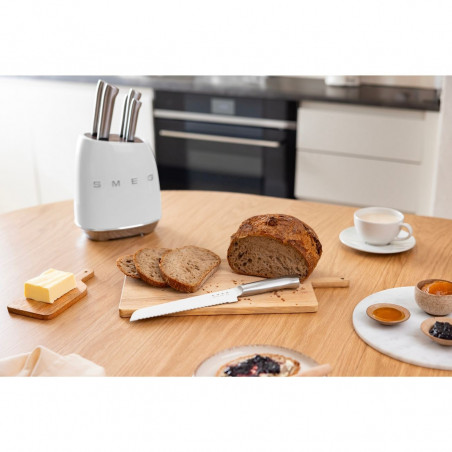 Σετ μαχαιριών με βάση SMEG KBSF02WH, 7 τεμάχια, Λαβές από ξύλο ακακίας, Γερμανικός ανοξείδωτος χάλυβας, Λευκό