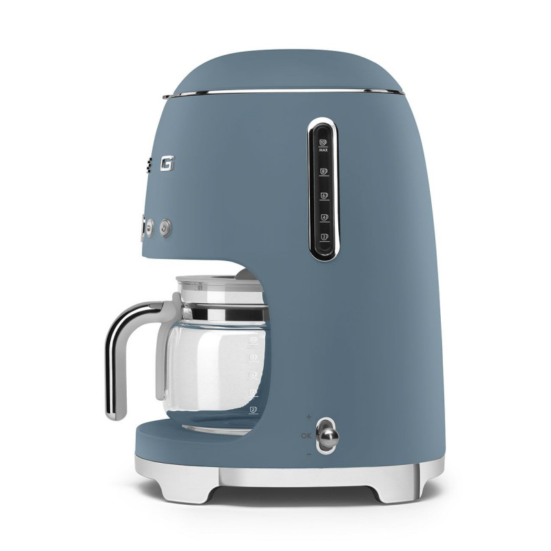 Καφετιέρα Smeg DCF02SBMEU, 1050 W, 1,4 λίτρα, Κανάτα 1,25 λίτρα, Έως 10 φλιτζάνια, Σύστημα προστασίας από το βράσιμο, Μπλε χρώμα