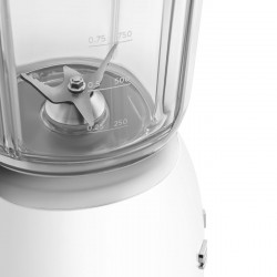 Μπλέντερ Smeg BLF03WHEU, 800 W, 1,5 λίτρα, 18.000 στροφές/λεπτό, 4 προγράμματα, 4 ταχύτητες + λειτουργία Pulse, ανοξείδωτο ατσάλι, λευκό