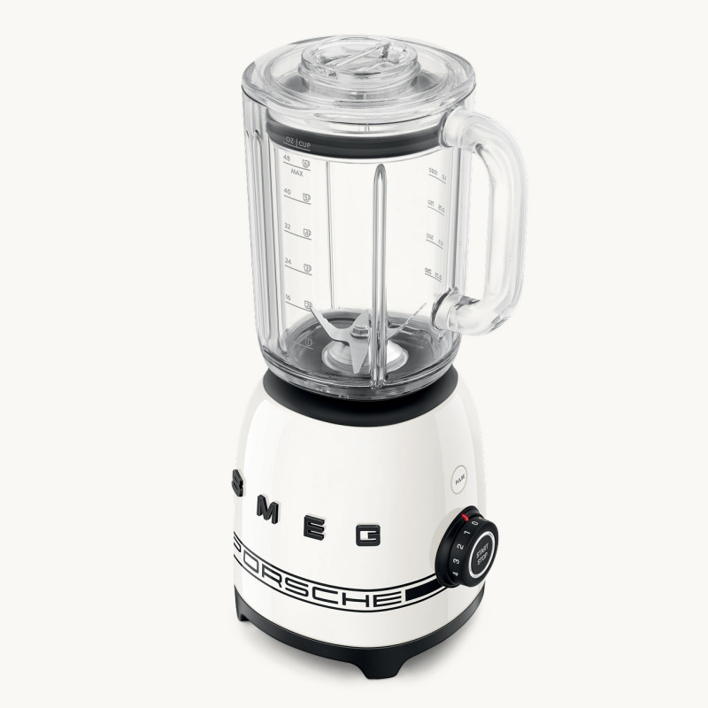Μπλέντερ Smeg Porsche BLF03PCWEU, 800 W, 1,5 λ, 18.000 σ.α.λ., 4 προγράμματα, 4 ταχύτητες + λειτουργία Pulse, ανοξείδωτο ατσάλι, λευκό