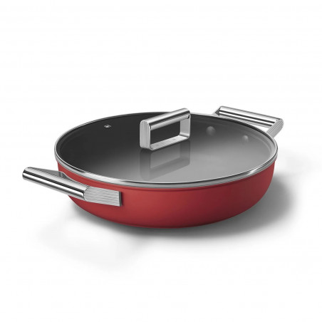 Ρηχή κατσαρόλα με καπάκι Smeg CKFD2811RDM, 28 εκ., 3,7 λίτρα, Αντικολλητική επίστρωση 3 στρωμάτων, Κατάλληλη για φούρνο έως 250 °C, Χωρίς PFAS, Κατάλληλη για επαγωγικές εστίες, Κόκκινη