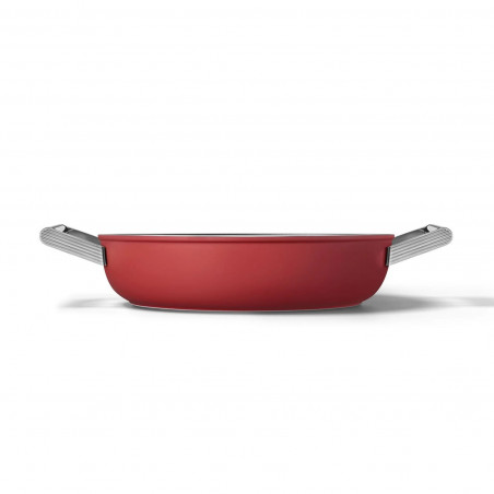 Ρηχή κατσαρόλα με καπάκι Smeg CKFD2811RDM, 28 εκ., 3,7 λίτρα, Αντικολλητική επίστρωση 3 στρωμάτων, Κατάλληλη για φούρνο έως 250 °C, Χωρίς PFAS, Κατάλληλη για επαγωγικές εστίες, Κόκκινη