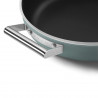 Ρηχή κατσαρόλα με καπάκι Smeg DPF2812EGM, 28 εκ., 4,3 λ., Κεραμική αντικολλητική επίστρωση, Κατάλληλη για φούρνο έως 250 °C, Χωρίς PFAS, Κατάλληλη για επαγωγικές εστίες, Σμαραγδένιο πράσινο