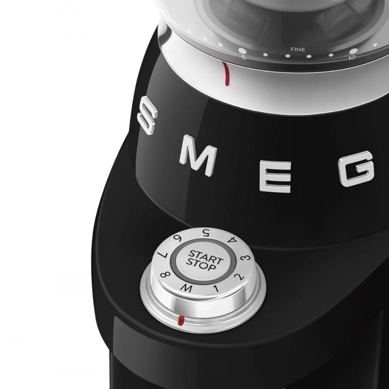 Καφετιέρα Smeg CGF03BLEU, 150 W, 240 γρ., Σύστημα περιστροφής και ασφάλισης, Λειτουργία χειροκίνητης εκκένωσης, Μαύρο