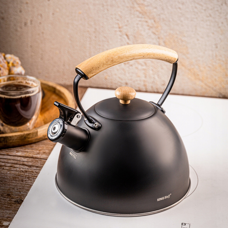 Βραστήρας με σφυρίχτρα Kinghoff KH 1999, 2,5 λίτρα, ανοξείδωτο ατσάλι, ξύλινη λαβή που δεν ζεσταίνεται, κατάλληλος για επαγωγικές εστίες, μαύρο ματ